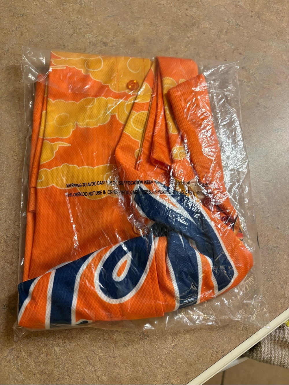 Orange Mets Naruto Graphic Button-Down lightweight jersey. Unisex size XL - Picture 6 of 7